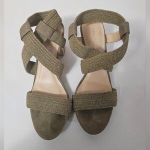 Solanz Green Strappy Low Heel!
